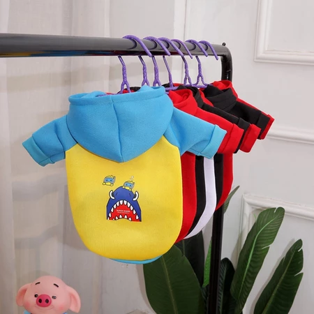 จั๊มสูทฮู้ด สำหรับสัตว์เลี้ยงที่ชอบความอบอุ่น