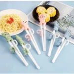 ตะเกียบลายหมีสำหรับเด็ก ฝึกการใช้งานอย่างมั่นใจ